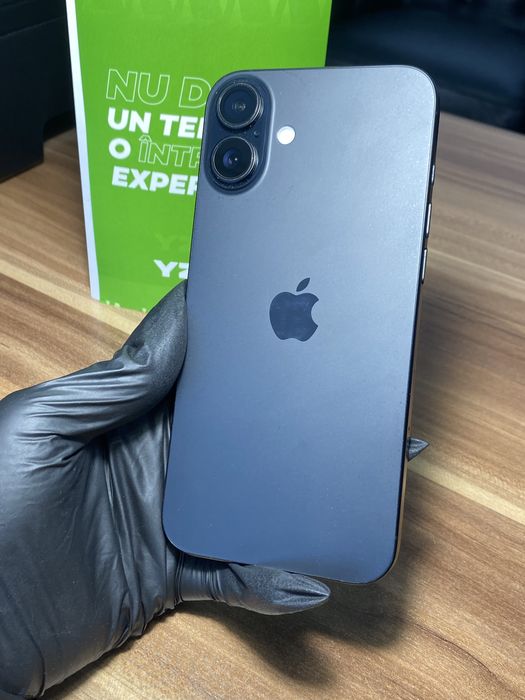 iPhone 16 Plus / 128 GB / Sănătate baterie 98% / Foarte bun