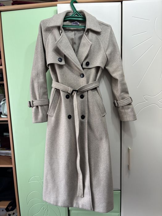 Пальто на весну,осень