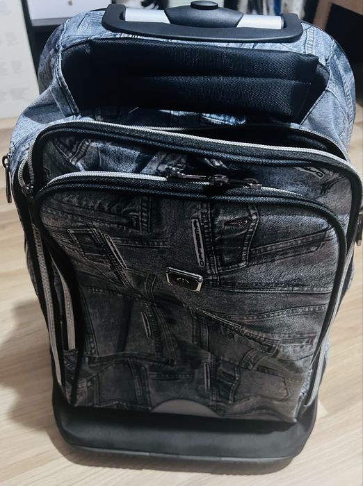 Модерна детска смарт раница