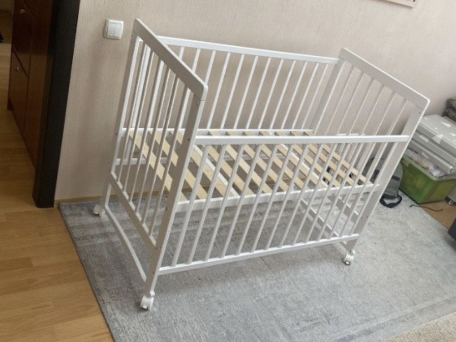 детская кроватка