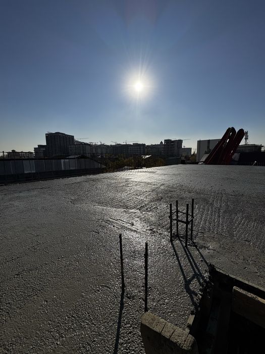 Бетон Монолит куямиз. Монолит учун, Опалубка ва стойка узимиздан.