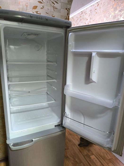 Холодильник  в хорошем состоянии