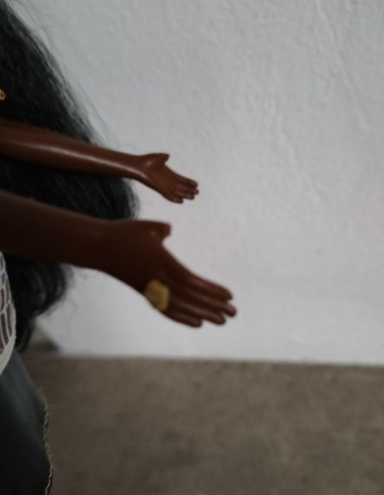 Păpuși Barbie negrese