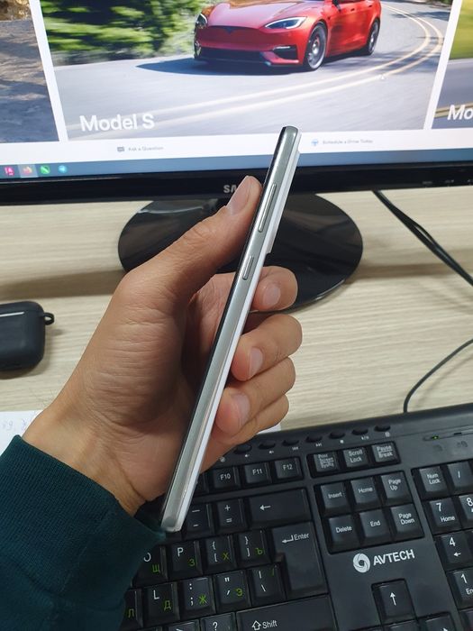 Samsung A72 128Gb продам