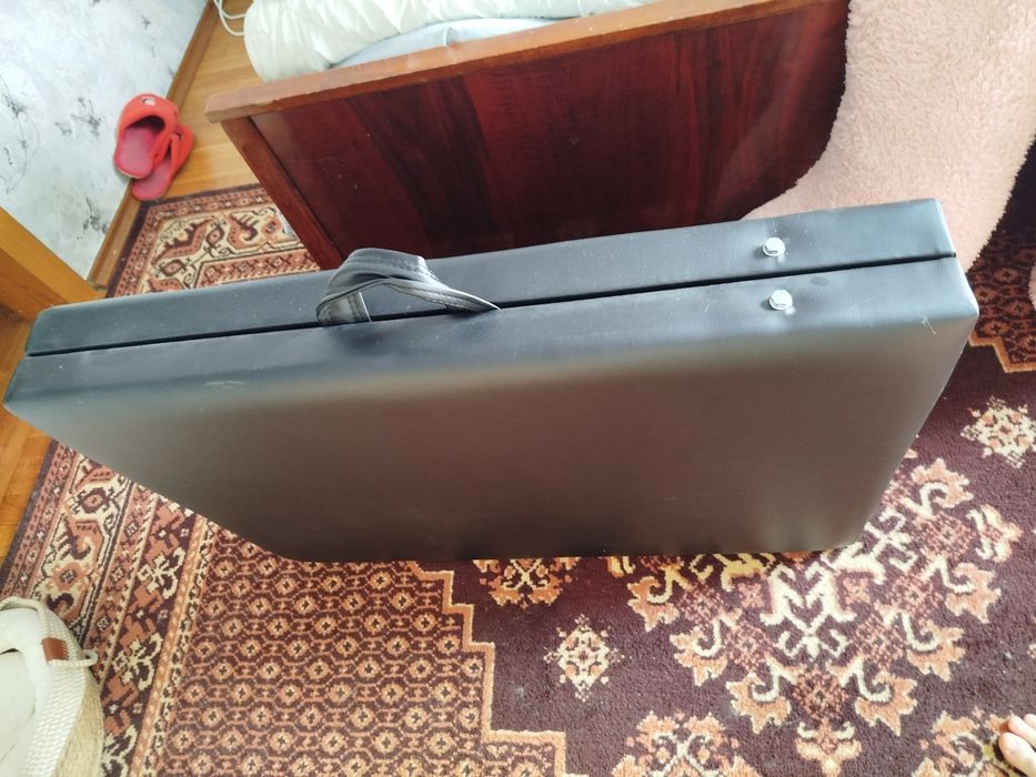 Продам кушетку да