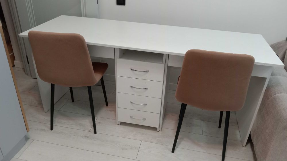 Письменный стол на два места