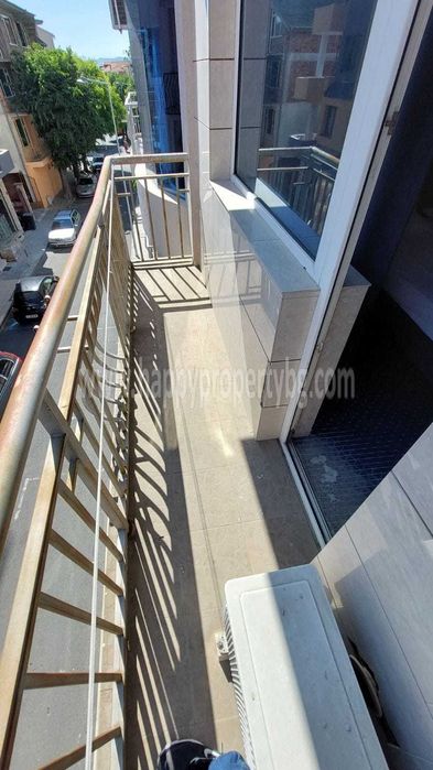 Продава се Едностаен апартамент в Несебър - 28 кв.м за 1500 €/кв.м - Снимка #9