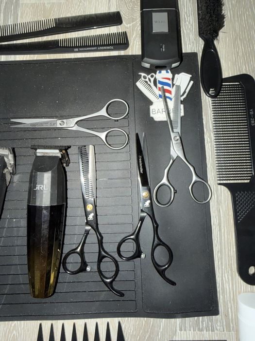 Набор инструментов для барбера