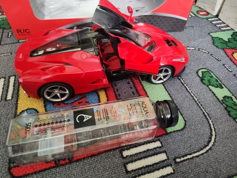 Masina Cu Telecomanda Ferrari Laferrari Scara 1 La 14