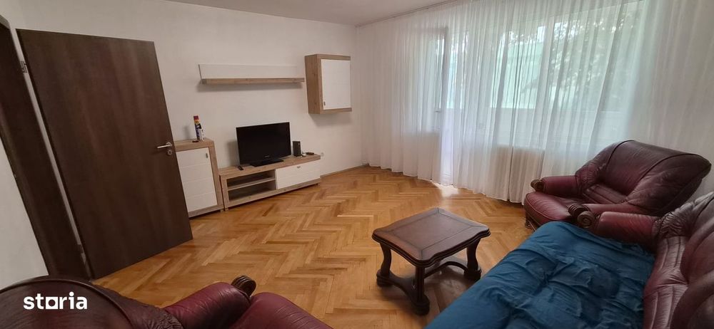 Apartament 3 Camere Etaj 1 Complex Studentesc 450 euro