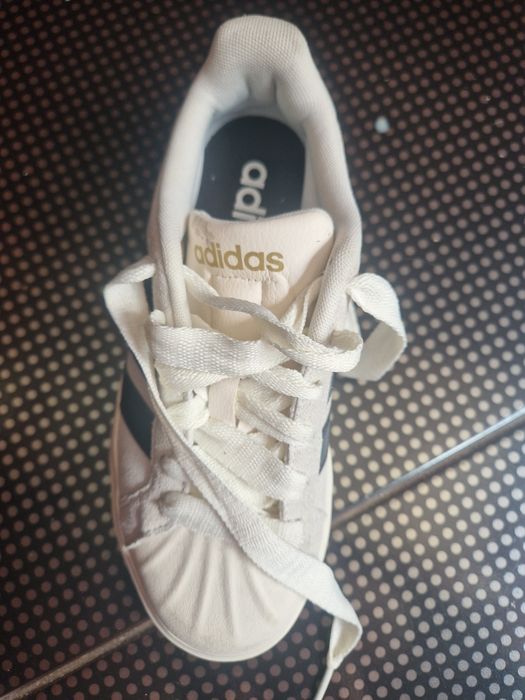 Adidasi originalii