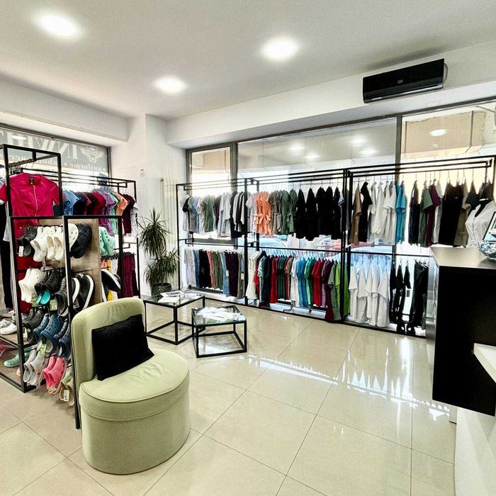 Mobilier magazin, stendere, umerase, sistem video si alarma