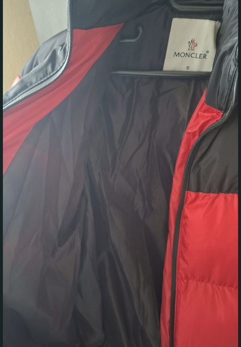 Vand geaca moncler