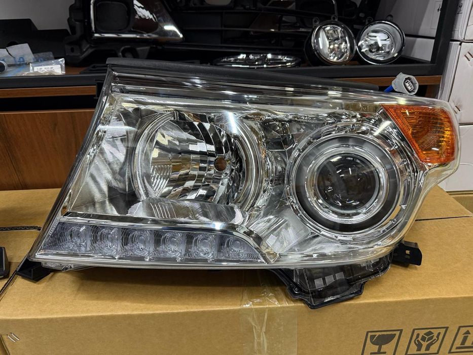 Фары передние, под оригинал. Lc-200/2012-15г.