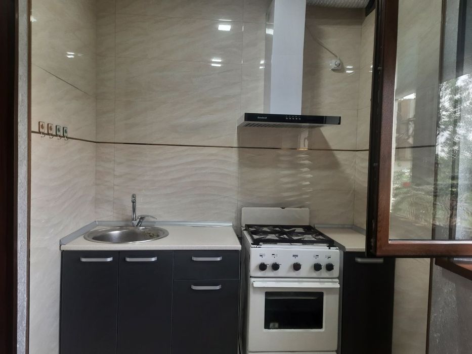 Продаётся двухкомнатная квартира на Хумоюн