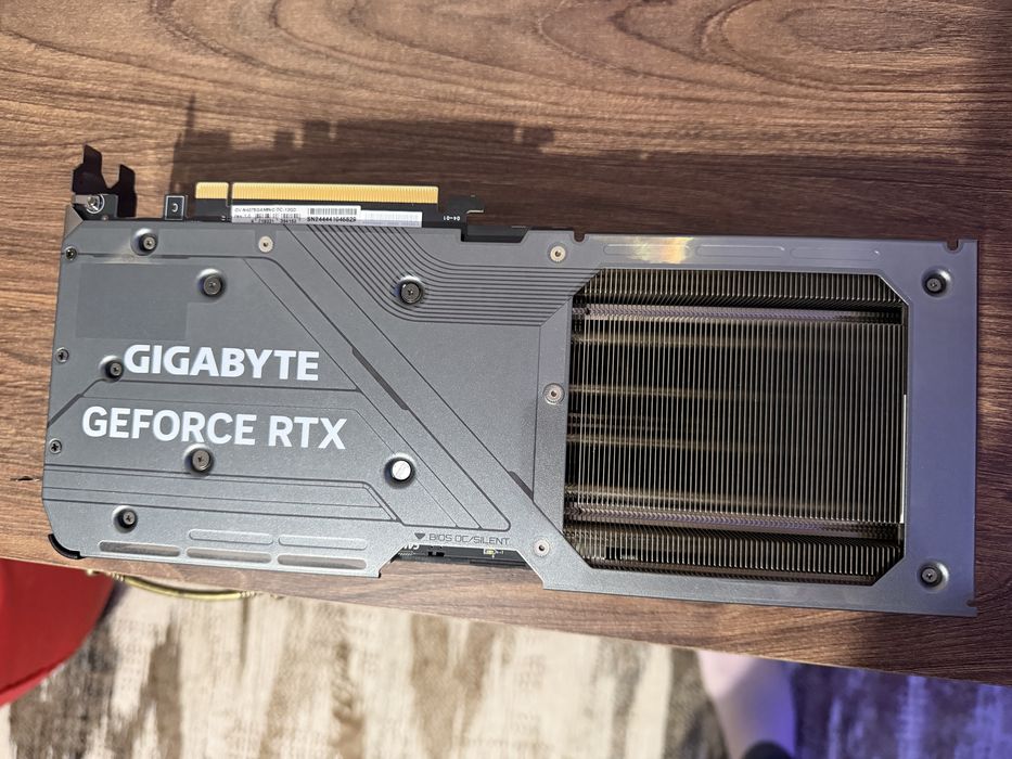 Видеокарта GIGABYTE 4070 SUPER 12GB