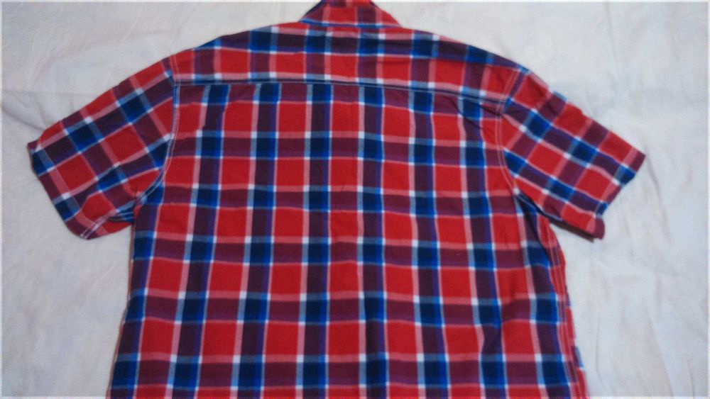 Мъжка риза размер ХЛ за 30 лева (15,30 евро)