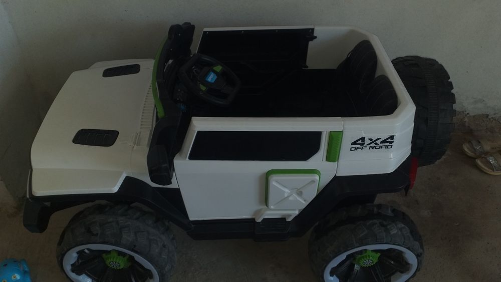 Bolalar uchun detskiy mashina sotiladi  2 mln 200 ming sõm