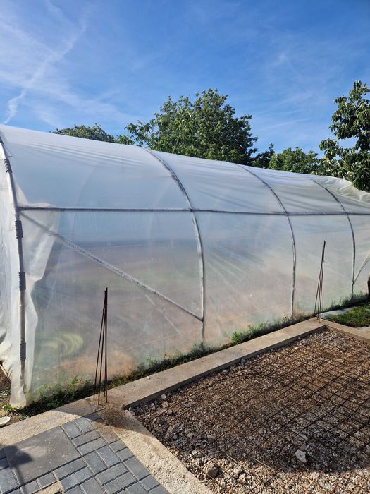 Solar de vânzare(4x9 m) h/3 m