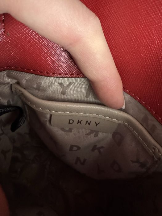 Малка чанта DKNY
