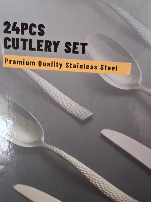 Комплект прибори за хранене  златни 24части