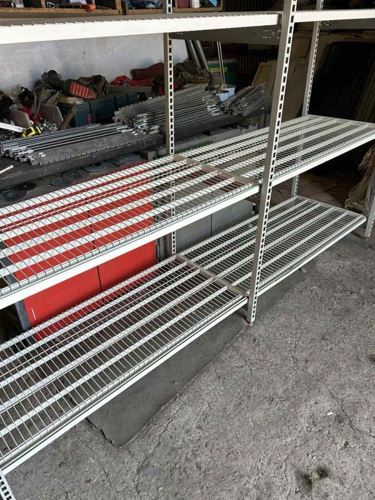 Стелаж стенен за гараж ,мазе и склад