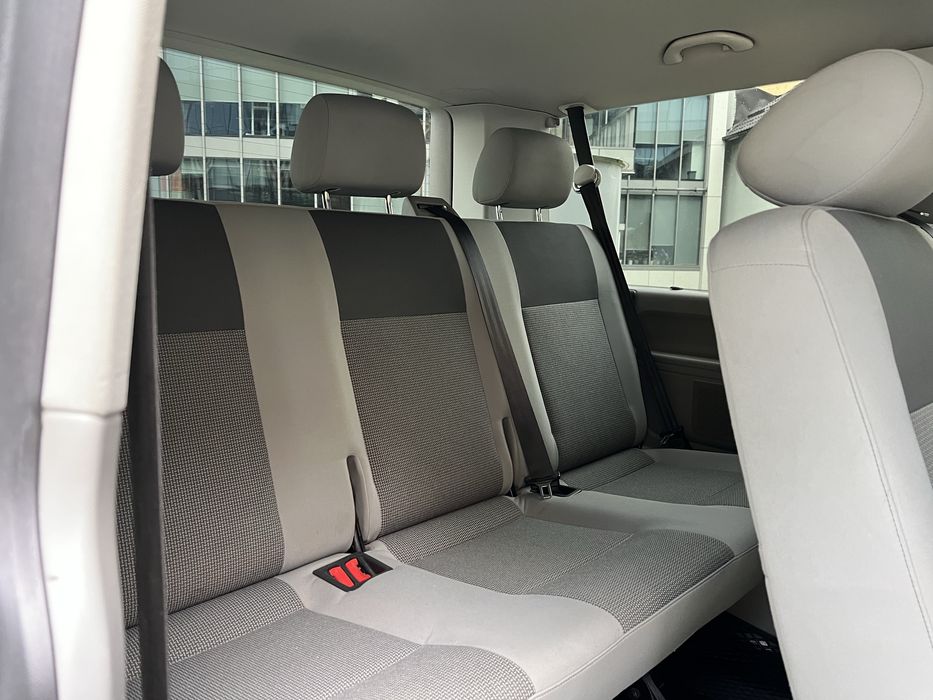 • Volkswagen Caravelle / 4x4 / Impecabilă •