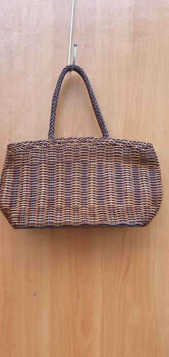 Плетеные сумки из кожи, соломы