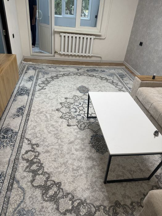 Uy sotiladi uzimni uyim 1 xonali