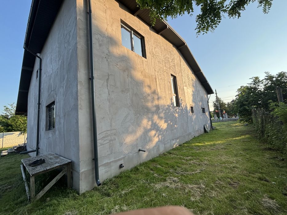 Casa De Vanzare