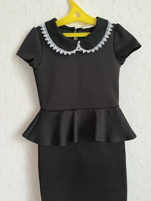 Платье школьное, сарафан