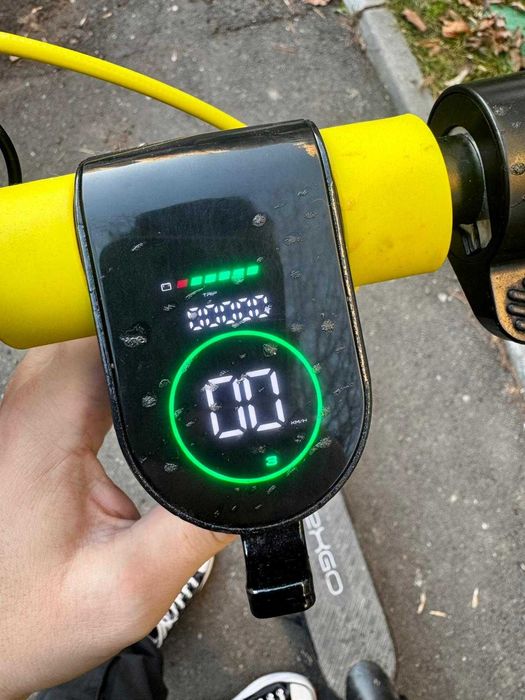 Trotineta Electrica Lexgo R9X/Motor 350W - Pornire Cartela + Aplicatie