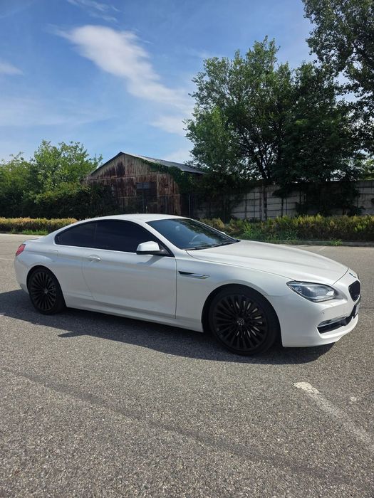 BMW Seria 6 BMW 650i Xdrive