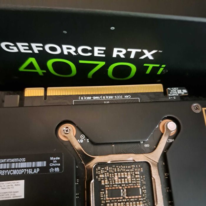 Placa video ASUS PROART 4070ti 12gb.Pret fix