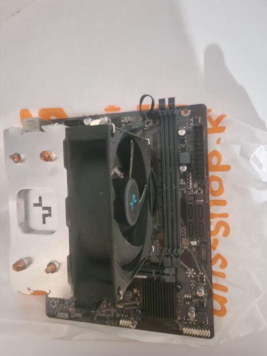 Продам материнскую плату с процессором i3 10100f