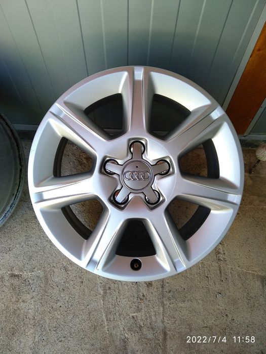 16/5/112-АУДИ А 3-8 V, 8 Y -НОВ внос-перфектни