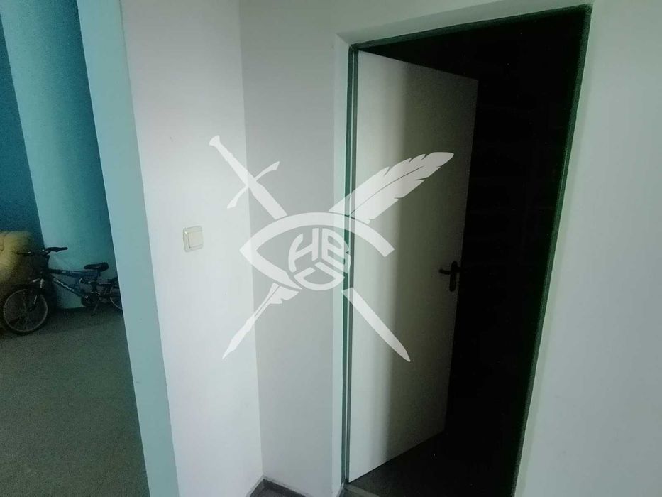 Продава се Офис в Несебър - 1400 кв.м за 1143 €/кв.м - Снимка #8