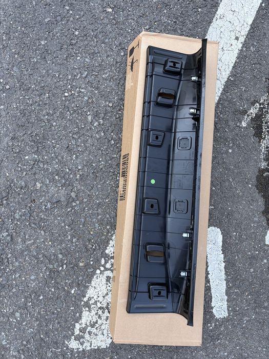 Capac prag încărcare ( portbagaj) BMW g30 2019