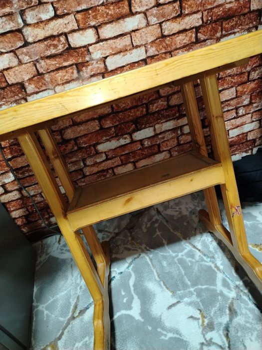 Стол стул сотилади