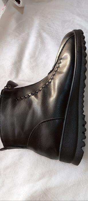 Нови  зимни дамски обувки