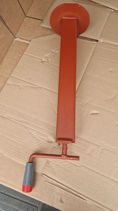 Picior sprijin remorca agricola 2.5 tone  pret 285 lei se poate trimit