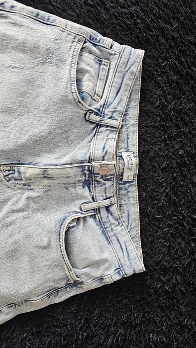 Продам джинсы ( скинни)