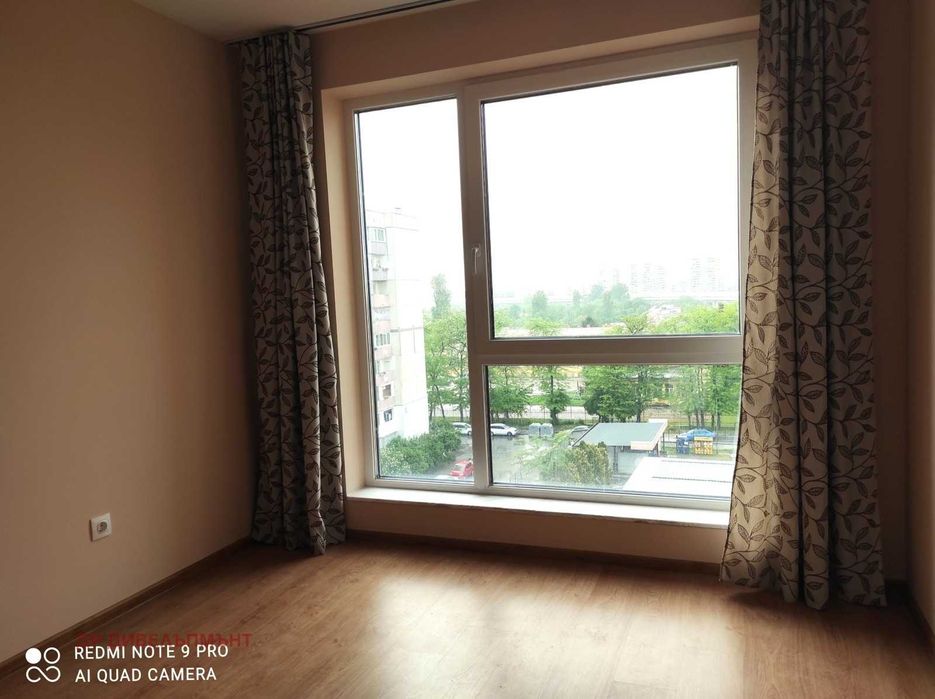 Дава се под наем Тристаен апартамент в София, Връбница 1 - 82 кв.м за 648.21 € - Снимка #14