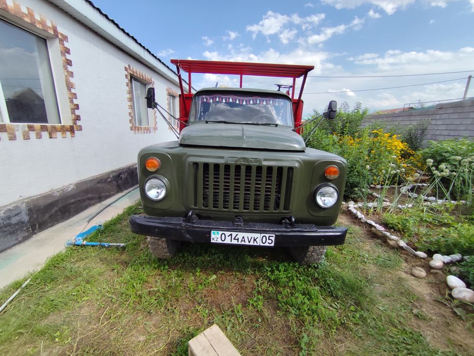 Газ 53 бортовой самасвал емес