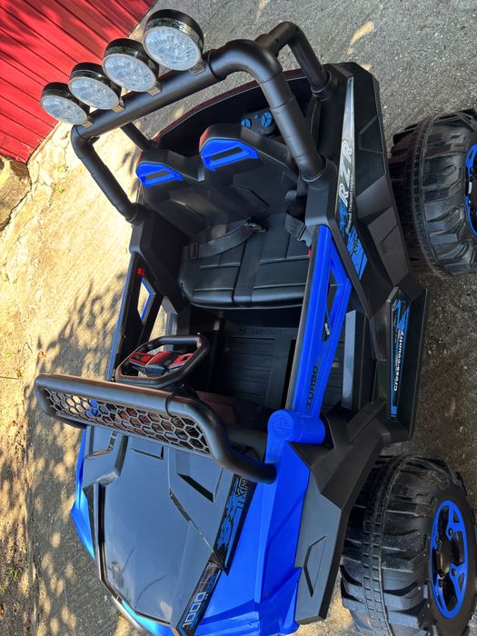 Vand masina electrica 4X4