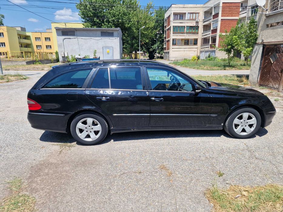 Продавам  мерцедес е220 ,2007 година.