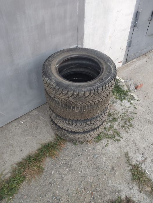 Продам зимние шины
