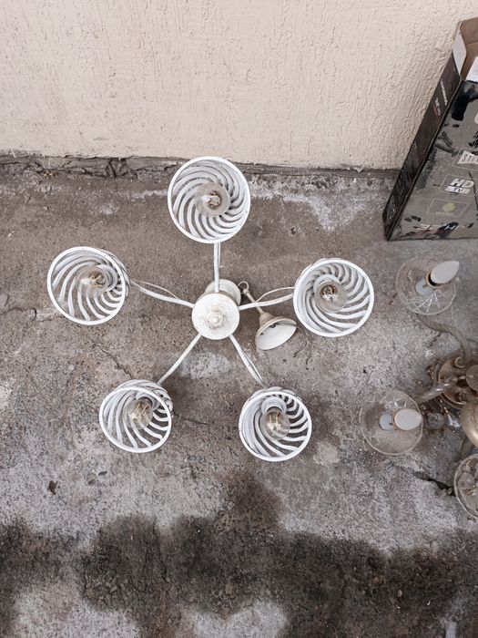 Продаю Люстра б/у по 5000