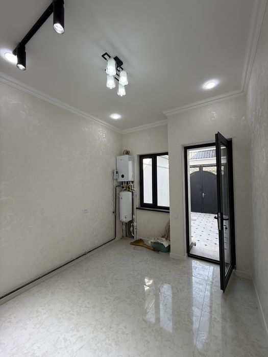 4 хонали евро коттедж сотилади! Сергили Хонобод