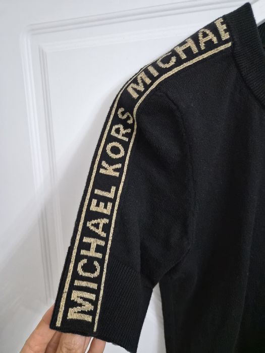 Сет от яке,комплект и пуловер